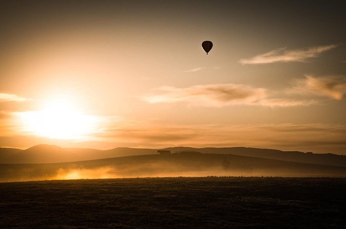 Yarra Valley sunrise balloon flight & champagne breakfast - Is $336.39 per person good value?